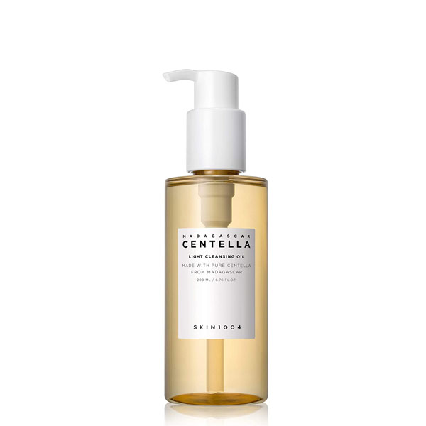 Skin1004-Madagascar-Centella-Light-Cleansing-Oil.jpg