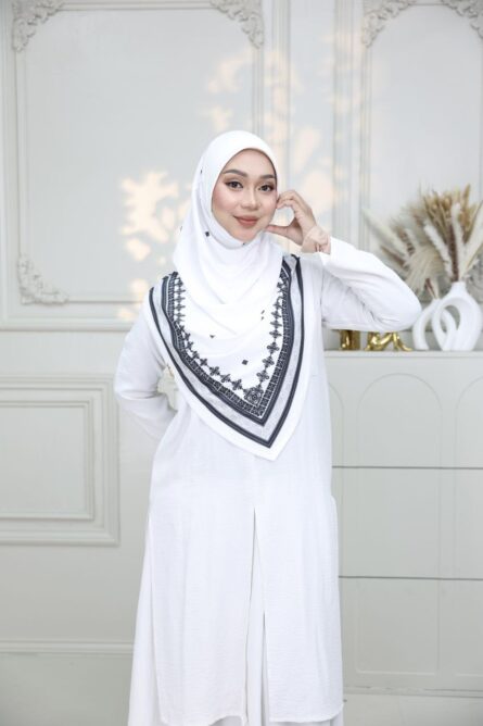 Tyara Hijab - White