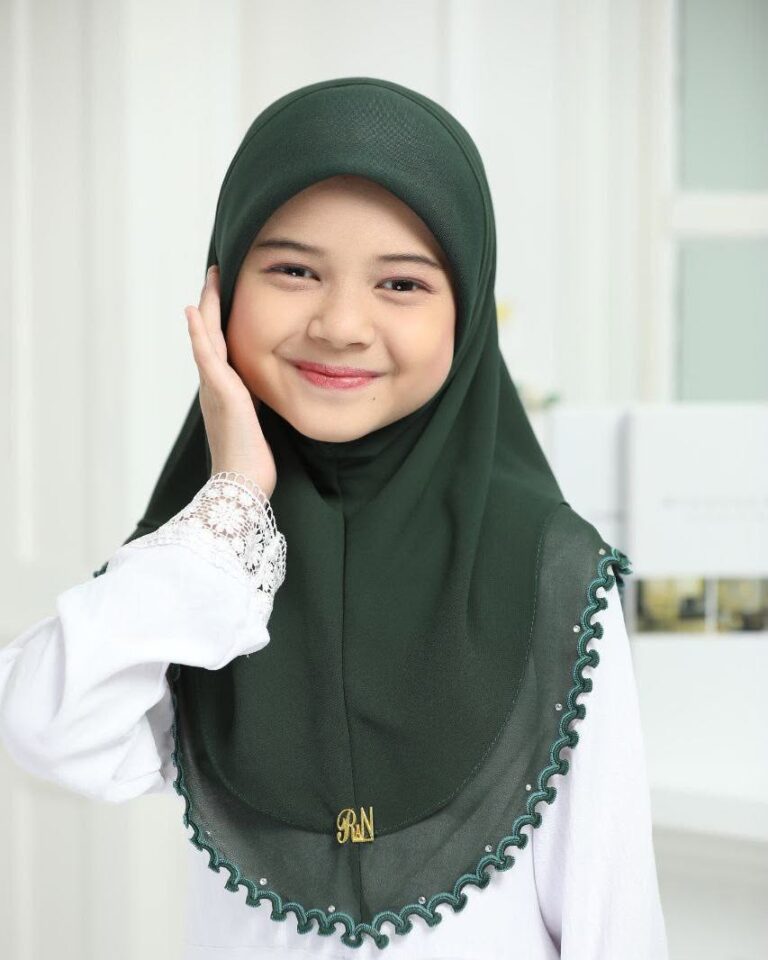 Kids Piqu Hijab